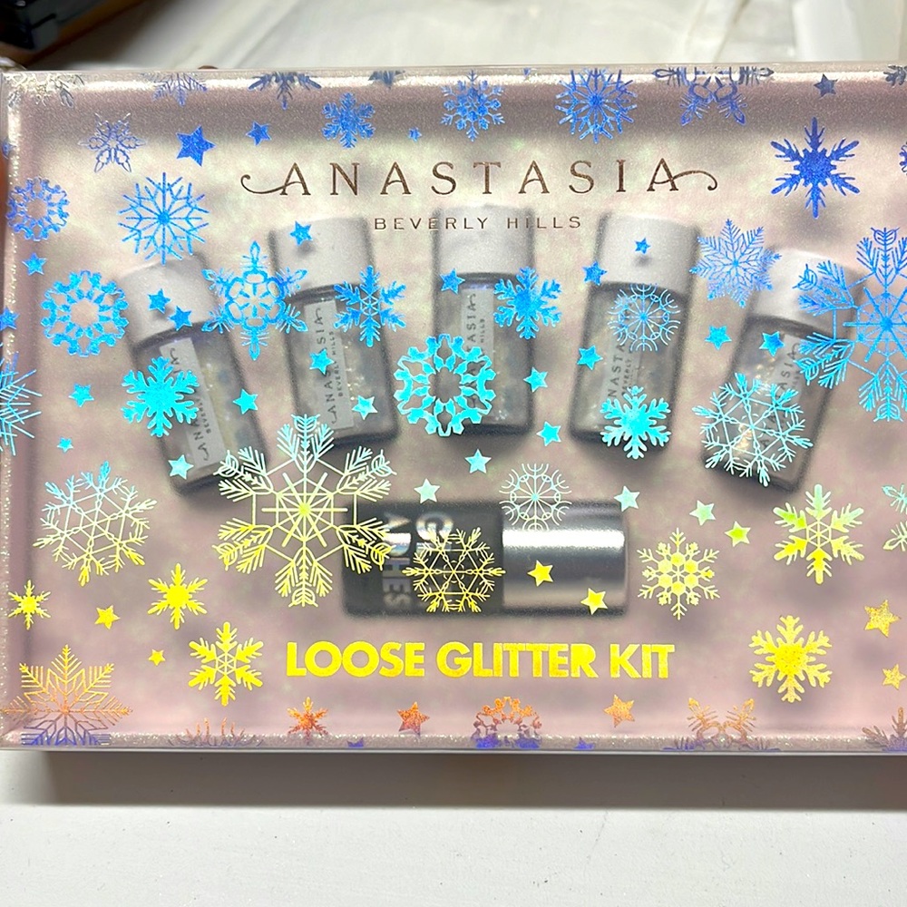 Anastasia Beverly Hills loose glitter kit